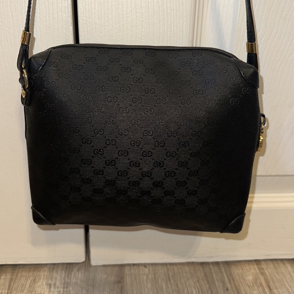 Vintage Gucci Crossbody - Picture 3 of 13